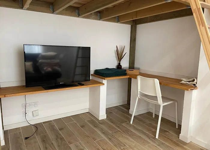 Cosy, 2 Pas Gare De *